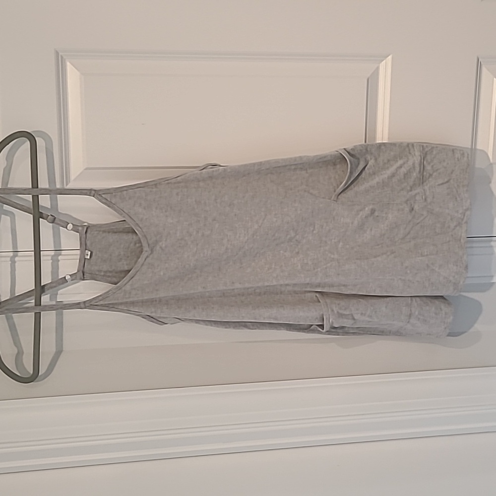 Gray athletic dress with built in shorts and POCKETS!
